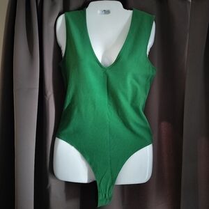 A New Day Green V Neck Bodysuit Tank Women's Small